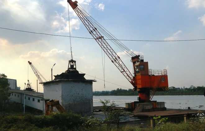 Dự án 12.000 tỷ 'cửa đóng then cài' sau 4 năm thua lỗ