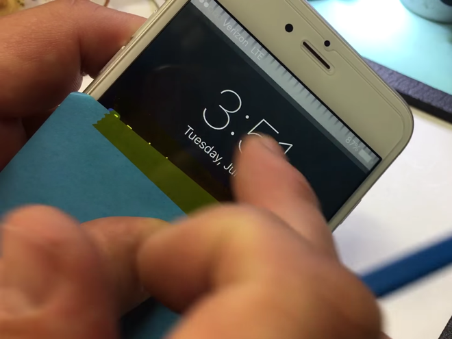 Apple ra gia 149 USD sua iPhone 6 Plus liet cam ung hinh anh 1
