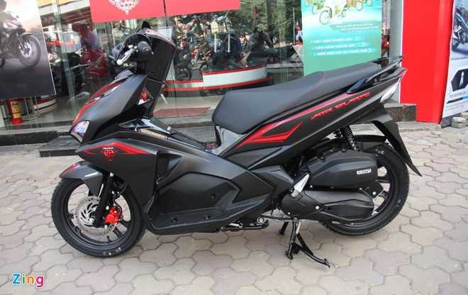 Anh Honda Air Blade 125 mau den mo gia 40 trieu vua len ke hinh anh 11
