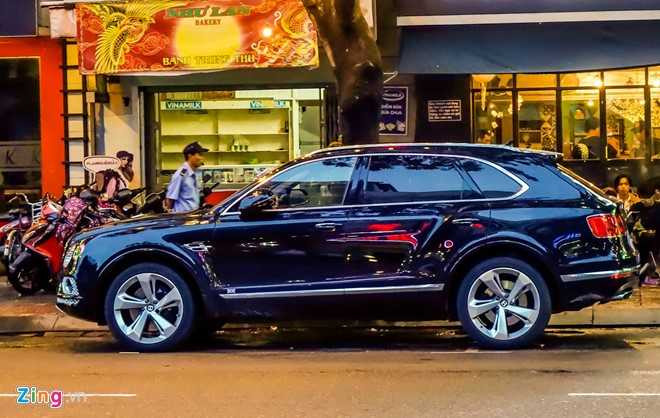 Anh Bentley Bentayga - sieu SUV gia 19 ty dong o Sai Gon hinh anh 2