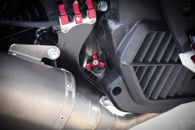 Honda SH 2017 mới bán đã được dân chơi Hà Nội độ lại ảnh 12