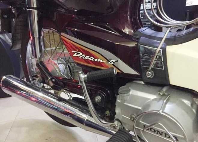 Anh Honda Dream II hang hiem 140 trieu chua ban o Sai Gon hinh anh 6