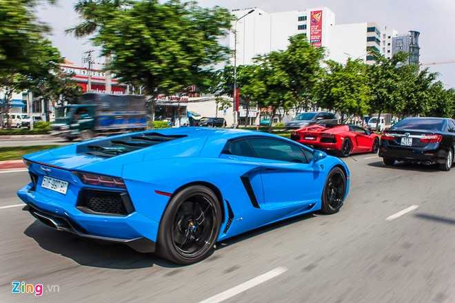 Cap doi Aventador doc nhat Viet Nam so ke toc do hinh anh 6