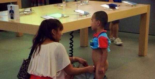 Nhung hinh anh hai huoc chi co tai Apple Store hinh anh 6