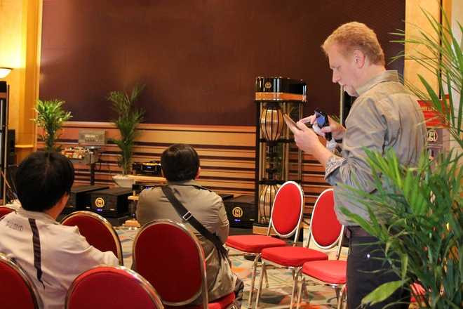 Bộ loa nặng 1,6 tấn giá 12 tỷ tại Hà Nội