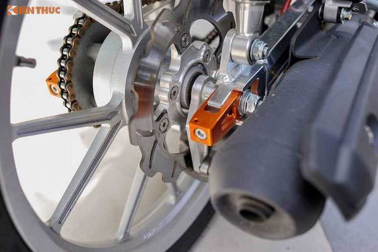 super-dream-110-phien-ban-2016-do-chat-tai-vn-hinh-5