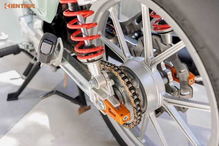 super-dream-110-phien-ban-2016-do-chat-tai-vn-hinh-8