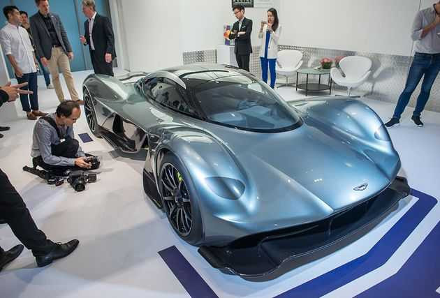 Siêu xe đắt nhất thế giới Aston Martin AM-RB 001 có gì đặc biệt?