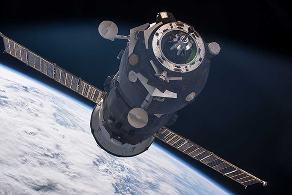 Tàu vũ trụ chở hàng của Nga nổ tung trên bầu trời Siberia - ảnh 1