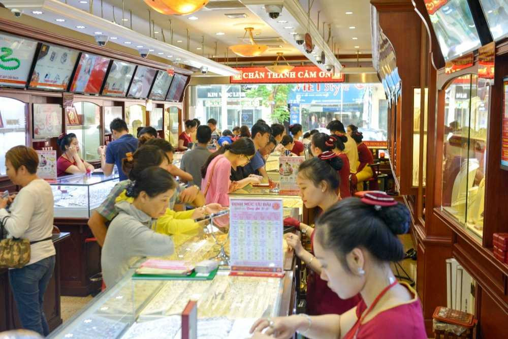 gia-vang-hom-nay-5-12