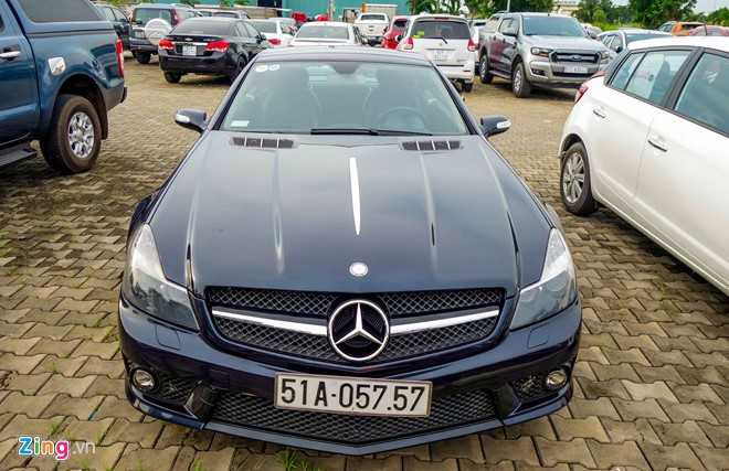 Xe the thao hiem Mercedes SL63 AMG cua dai gia Sai Gon hinh anh 1