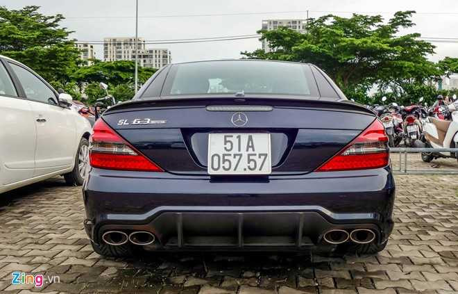 Xe the thao hiem Mercedes SL63 AMG cua dai gia Sai Gon hinh anh 4