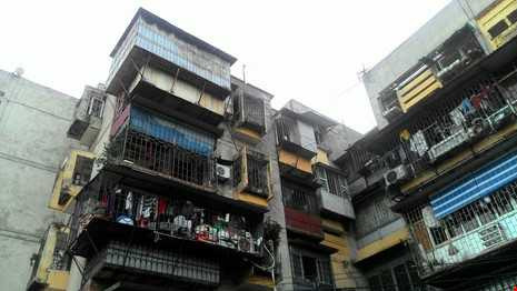 Hà Nội: Cháy 'chuồng cọp' ở tầng 5 khu tập thể dược - ảnh 3