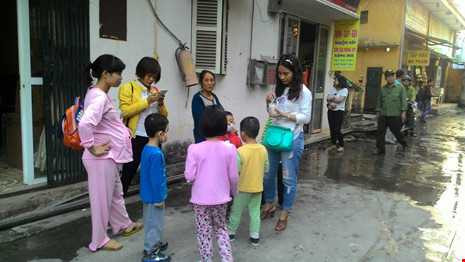 Hà Nội: Cháy 'chuồng cọp' ở tầng 5 khu tập thể dược - ảnh 2