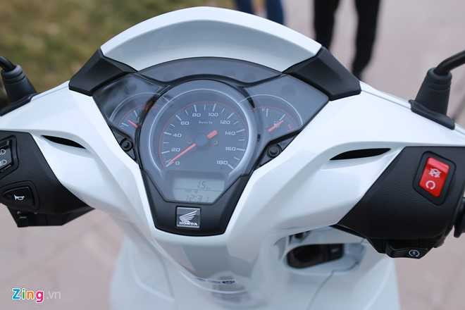 Anh thuc te Honda SH 300i ABS gia 248 trieu vua ra mat o VN hinh anh 5