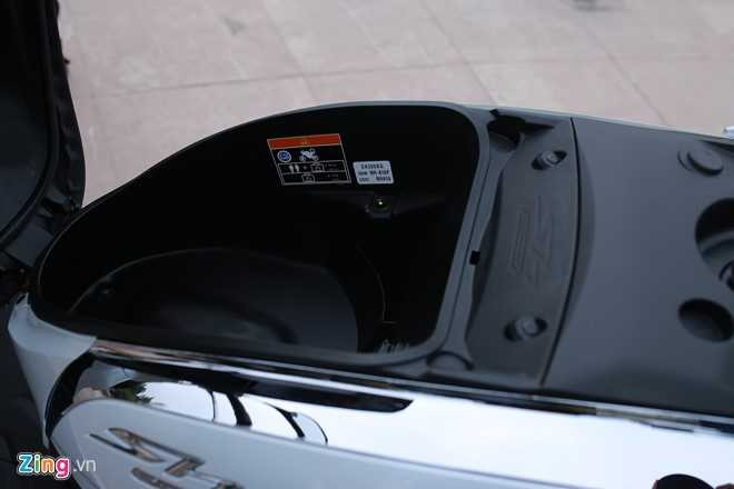 Anh thuc te Honda SH 300i ABS gia 248 trieu vua ra mat o VN hinh anh 13