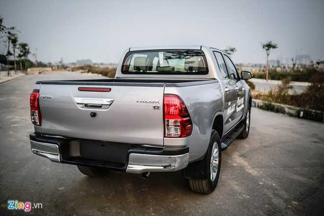 Anh Toyota Hilux 2.8G 2016 gia 870 trieu dong hinh anh 5