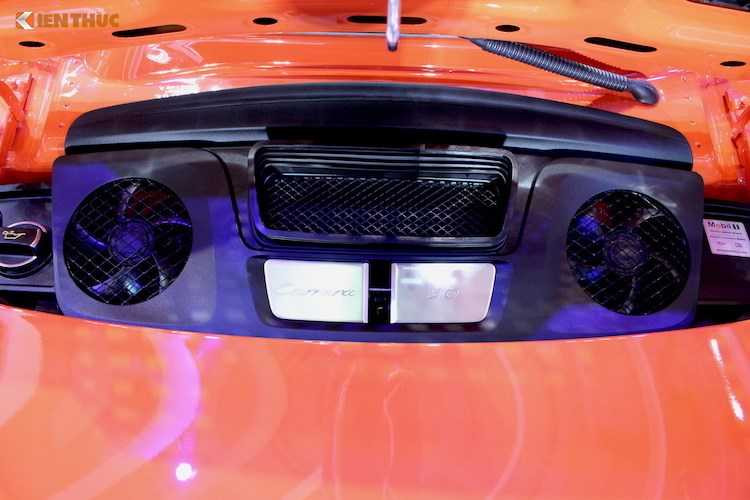 can-canh-sieu-xe-porsche-911-carrera-gia-649-ty-hinh-8