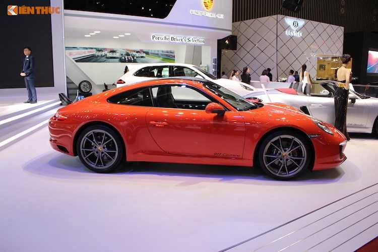 can-canh-sieu-xe-porsche-911-carrera-gia-649-ty-hinh-9