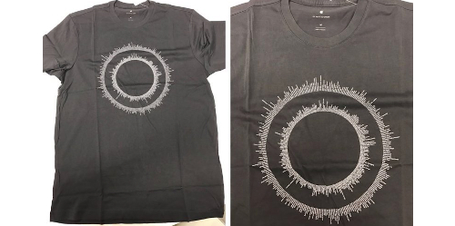 apple-tang-qua-cuoi-nam-la-ao-thun-va-mot-bai-tho