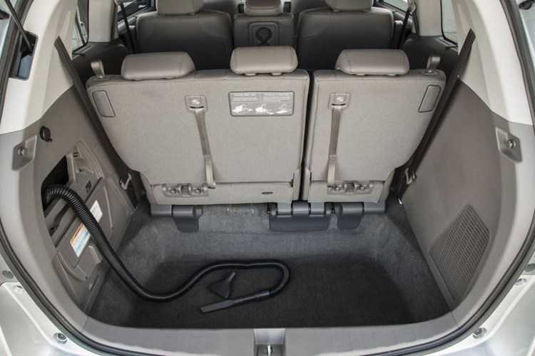 honda-odyssey-2017-chot-gia-hon-600-trieu-dong-hinh-10