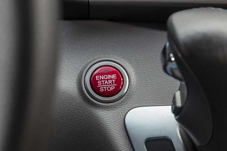 honda-odyssey-2017-chot-gia-hon-600-trieu-dong-hinh-6