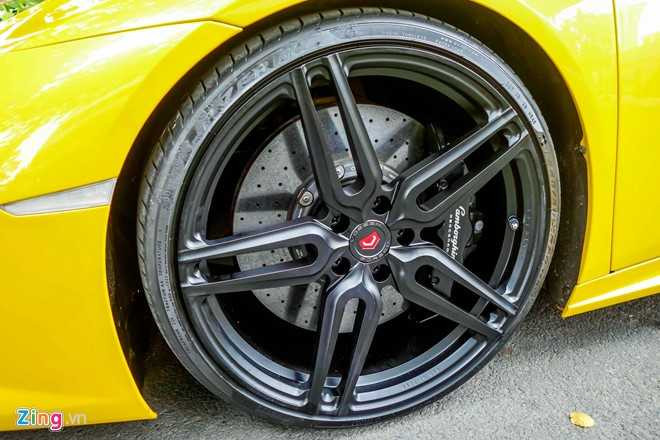 Sieu xe Lamborghini Huracan cua Cuong Do La do gam thap hinh anh 3