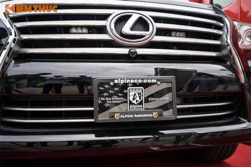 can-canh-lexus-lx570-boc-thep-cua-cong-an-viet-nam-hinh-3