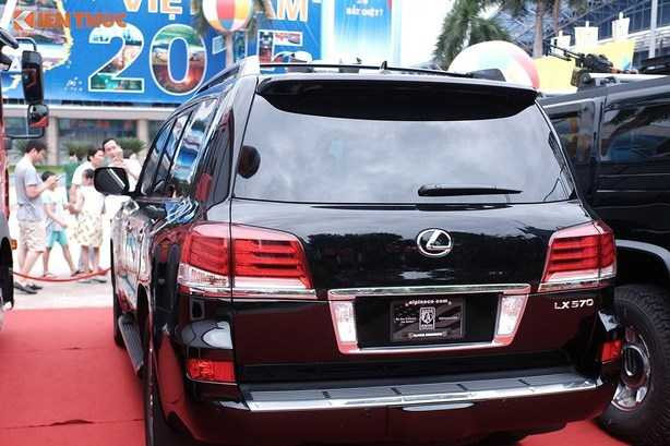 can-canh-lexus-lx570-boc-thep-cua-cong-an-viet-nam-hinh-6