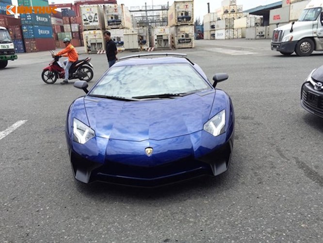 dap-thung-sieu-xe-lamborghini-aventador-khung-nhat-vn-hinh-7