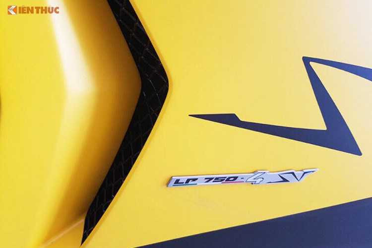 lamborghini-aventador-sv-mui-tran-thet-gia-39-ty-tai-ha-noi-hinh-4