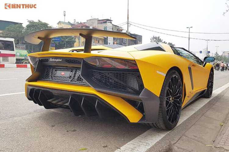 lamborghini-aventador-sv-mui-tran-thet-gia-39-ty-tai-ha-noi-hinh-6