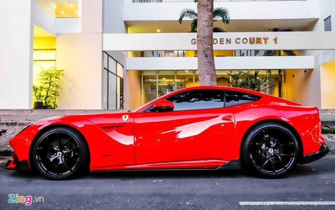 Cuong Do La gay chu y voi sieu xe Ferrari F12 do DMC hinh anh 2