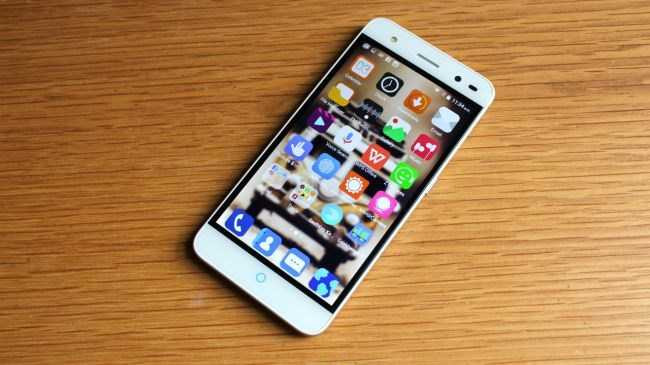 10-dien-thoai-gia-re-tot-nhat-2016-hinh-10