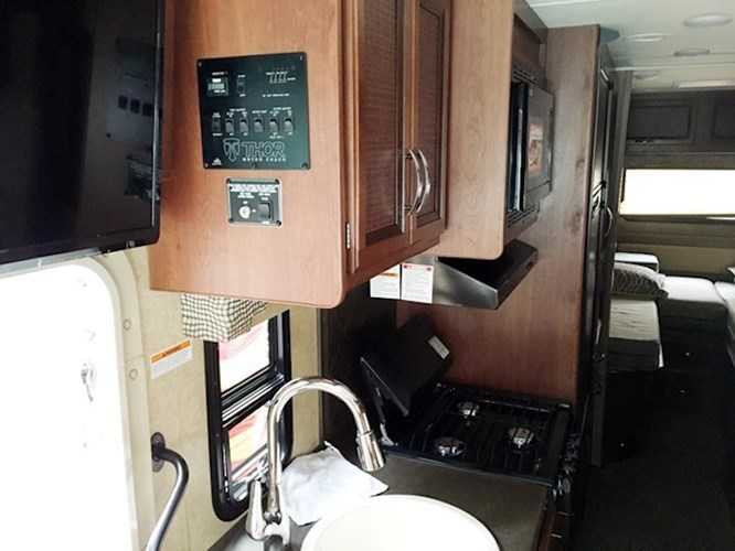 nha-di-dong-hon-5-ty-thor-vegas-lan-banh-tai-ha-noi-hinh-7