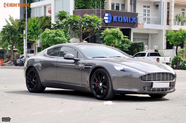 can-canh-hang-doc-aston-martin-rapide-hon-5-ty-tai-vn