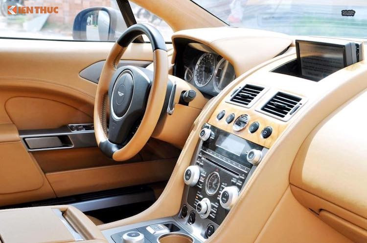 can-canh-hang-doc-aston-martin-rapide-hon-5-ty-tai-vn-hinh-7