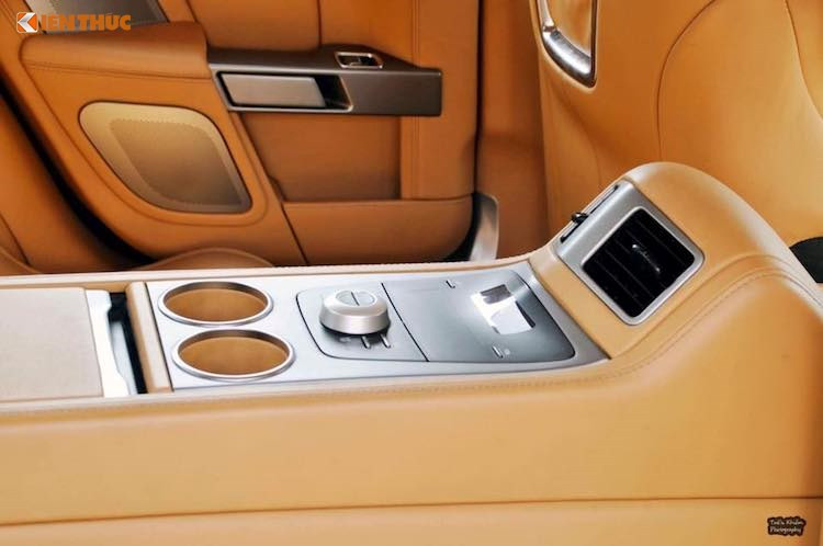 can-canh-hang-doc-aston-martin-rapide-hon-5-ty-tai-vn-hinh-9
