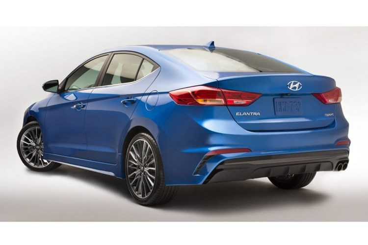 lo-anh-song-hyundai-elantra-sport-2017-o-malaysia-hinh-11