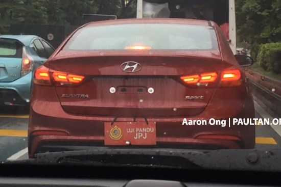 lo-anh-song-hyundai-elantra-sport-2017-o-malaysia-hinh-2