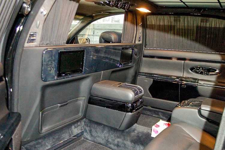 cap-doi-maybach-62s-hon-40-ty-cua-dai-gia-ninh-binh-hinh-6