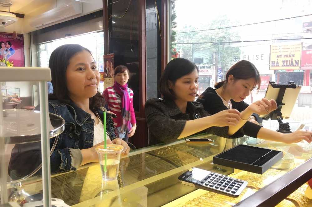gia-vang-hom-nay-4-2