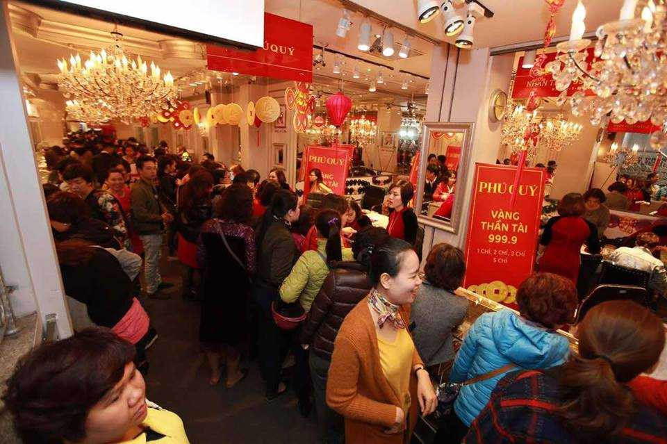 mua-vang-ngay-than-tai-1