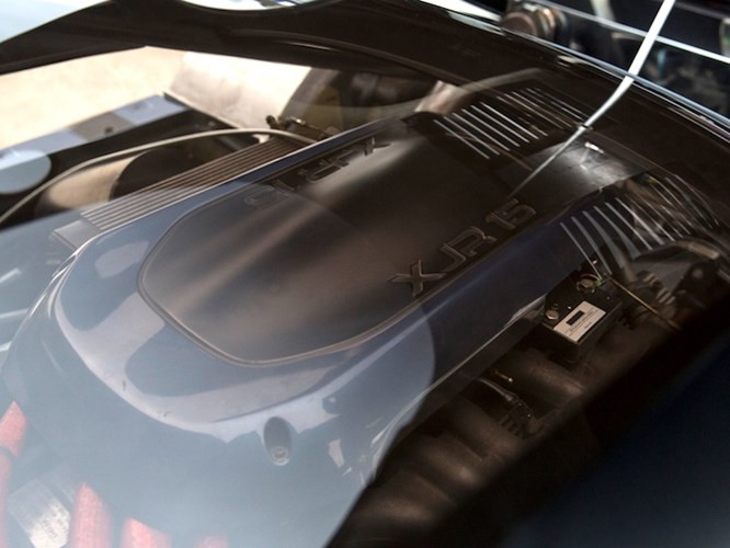 chiem-nguong-sieu-xe-hang-doc-jaguar-xjr15-gia-112-ty-hinh-6