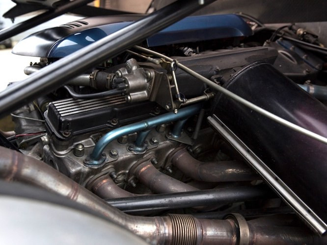 chiem-nguong-sieu-xe-hang-doc-jaguar-xjr15-gia-112-ty-hinh-7