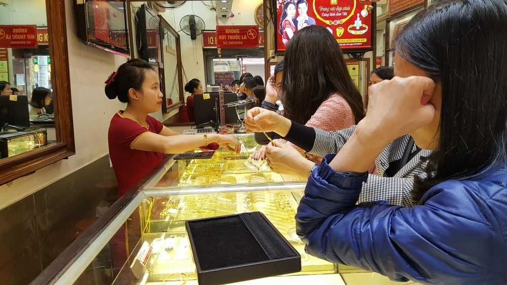 gia-vang-hom-nay-8-2