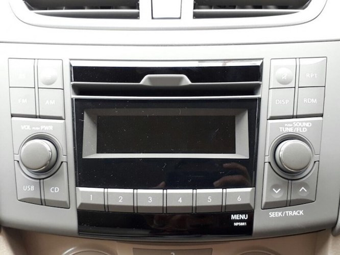 mpv-7-cho-suzuki-ertiga-diesel-hybrid-sieu-re-gia-373-trieu-hinh-5