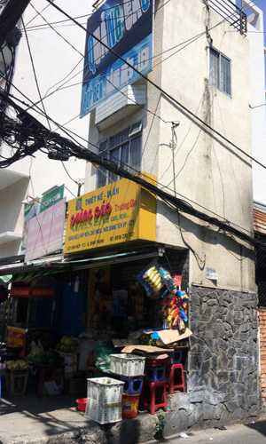 nha-pho-hop-diem-gia-thue-hon-chuc-trieu-moi-thang