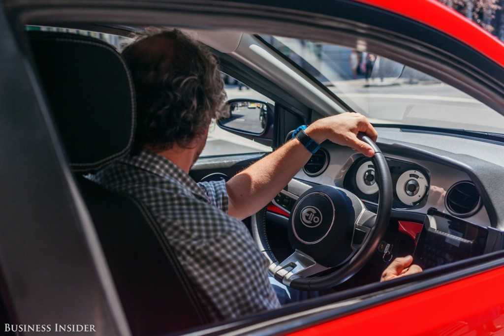 Xe nho gia re chay 100 km het 2,8 lit nhien lieu hinh anh 4