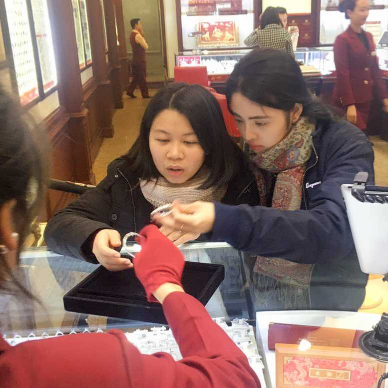 gia-vang-hom-nay-8-3